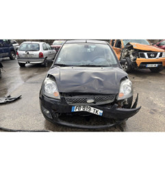 Vitre avant gauche FORD FIESTA 5