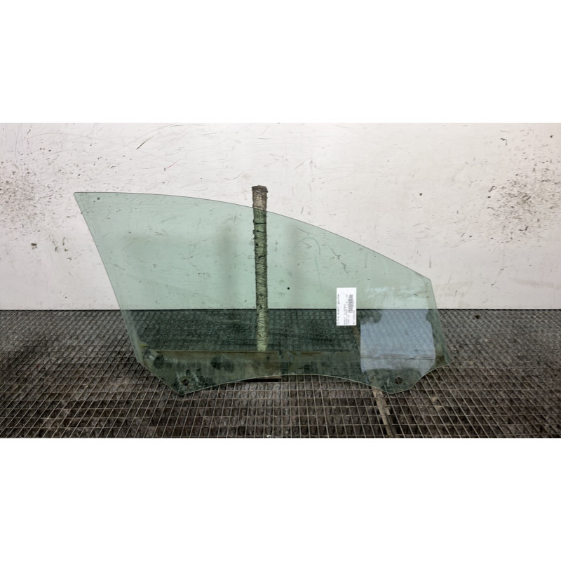 Vitre avant gauche RENAULT MEGANE 4 Photo n°4