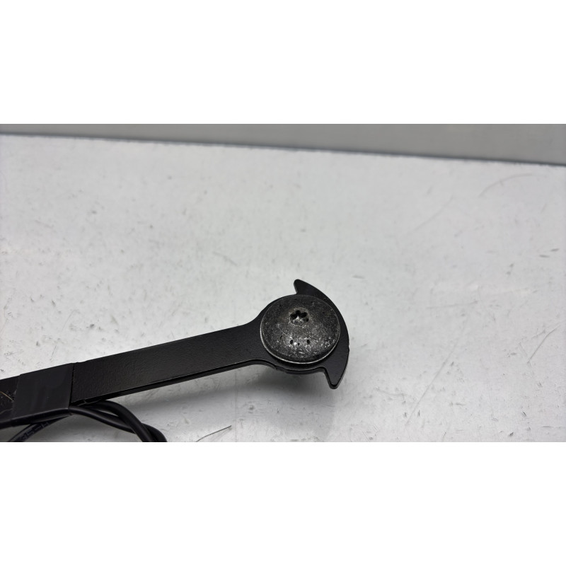 Attache ceinture avant droit RENAULT MEGANE 4 Photo n°2