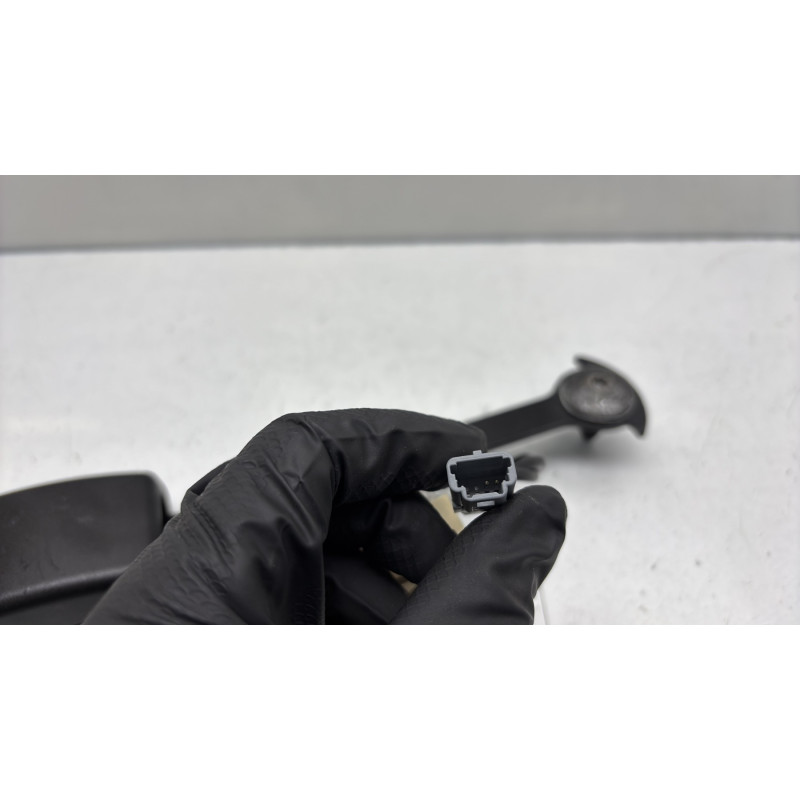 Attache ceinture avant droit RENAULT MEGANE 4 Photo n°3