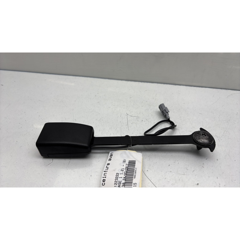 Attache ceinture avant gauche RENAULT MEGANE 4 Photo n°1