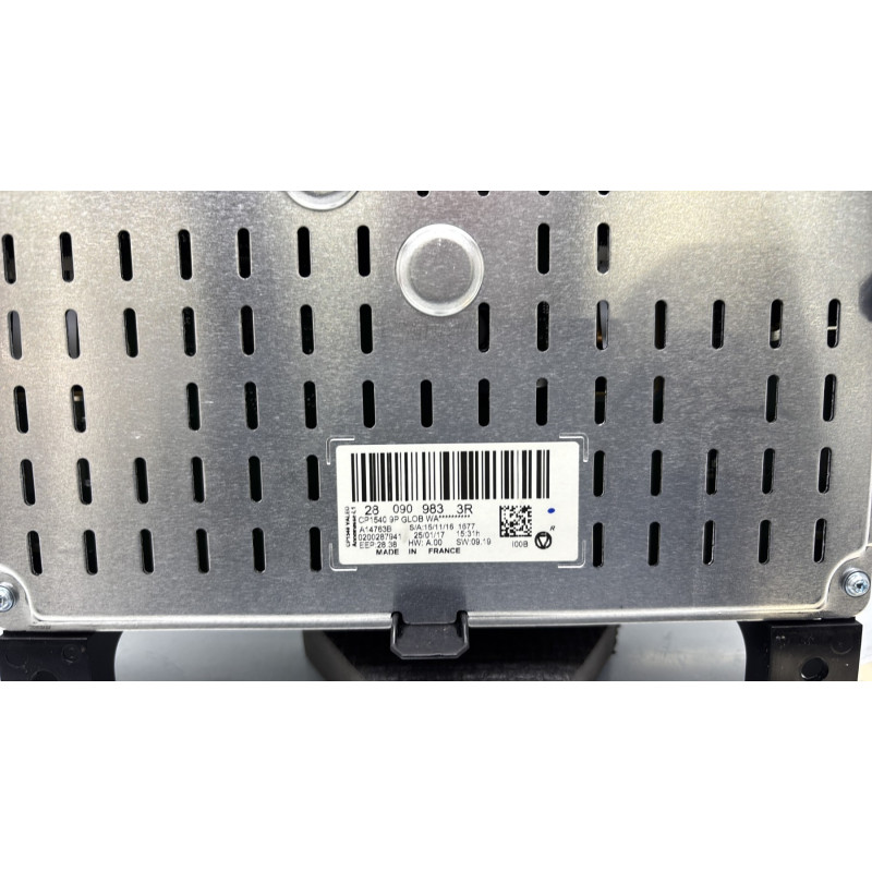 Ecran GPS RENAULT MEGANE 4 Photo n°7