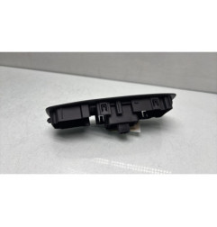 Interrupteur de leve vitre avant droit RENAULT MEGANE 4