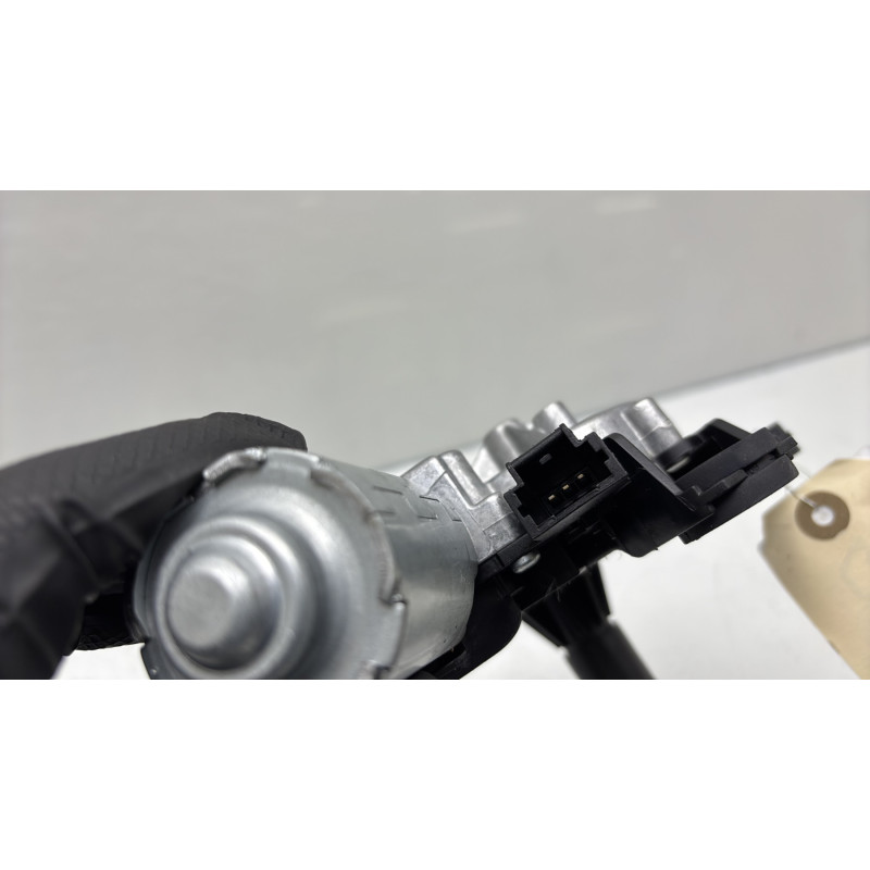 Moteur essuie glace arriere RENAULT MEGANE 4 Photo n°4