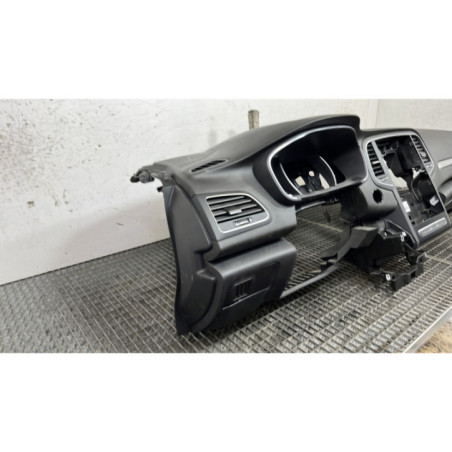 Planche de bord complete RENAULT MEGANE 4