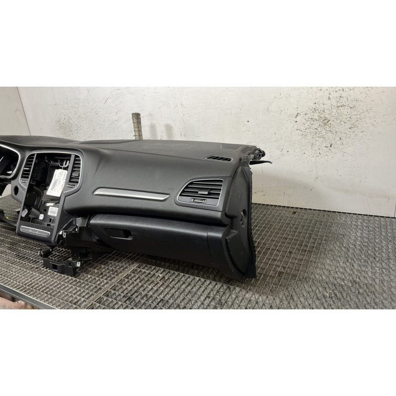 Planche de bord complete RENAULT MEGANE 4 Photo n°9