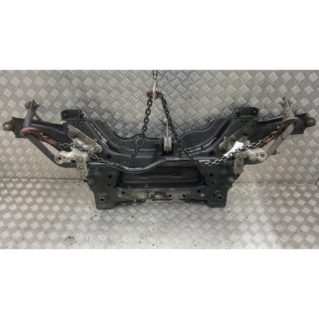 Berceau avant RENAULT MEGANE 4 Photo n°1