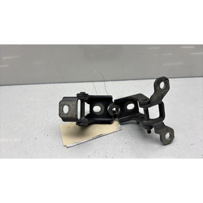 Charniere de porte avant gauche RENAULT MEGANE 4 Photo n°4
