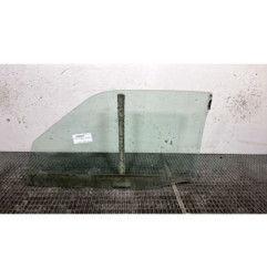 Vitre avant droit PEUGEOT 106