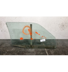 Vitre avant gauche PEUGEOT 106