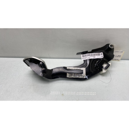 Pedale de frein PEUGEOT 2008 1