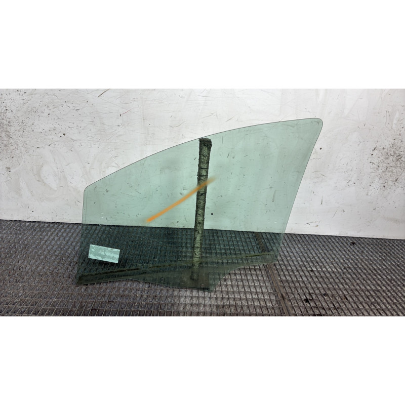 Vitre avant droit PEUGEOT 207 Photo n°4
