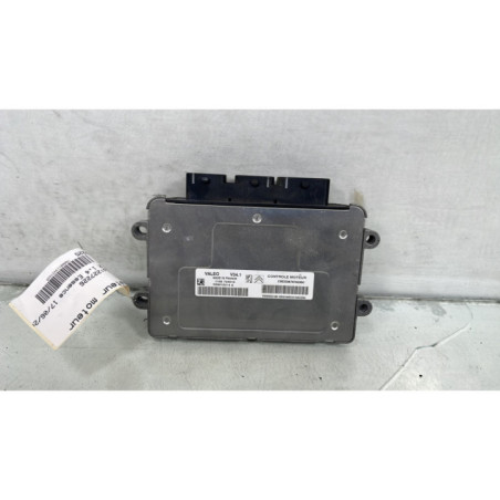 Calculateur moteur PEUGEOT 207