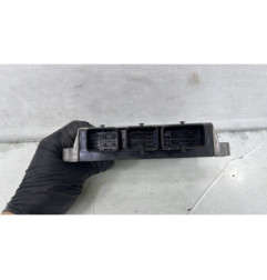 Calculateur moteur PEUGEOT 207