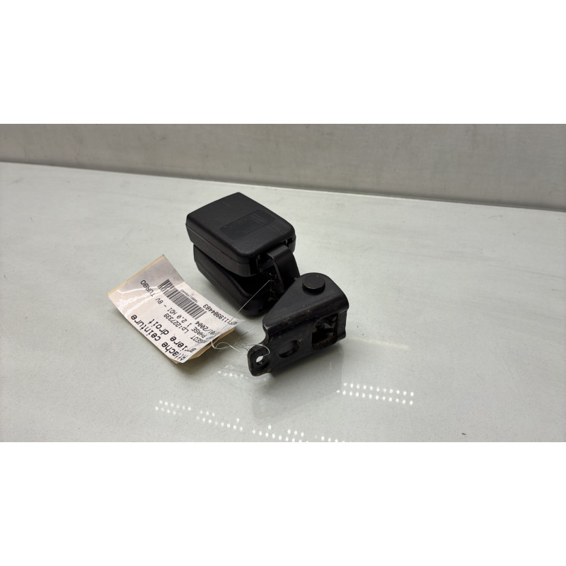 Attache ceinture arriere droit PEUGEOT 307 Photo n°2