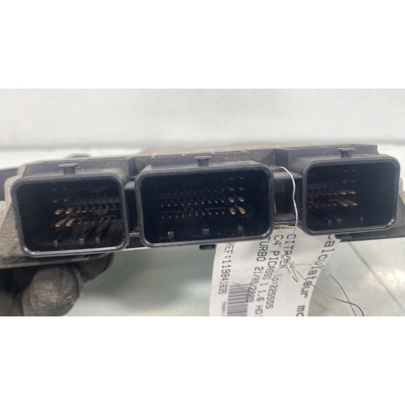 Calculateur moteur CITROEN C4 PICASSO 1 Photo n°3