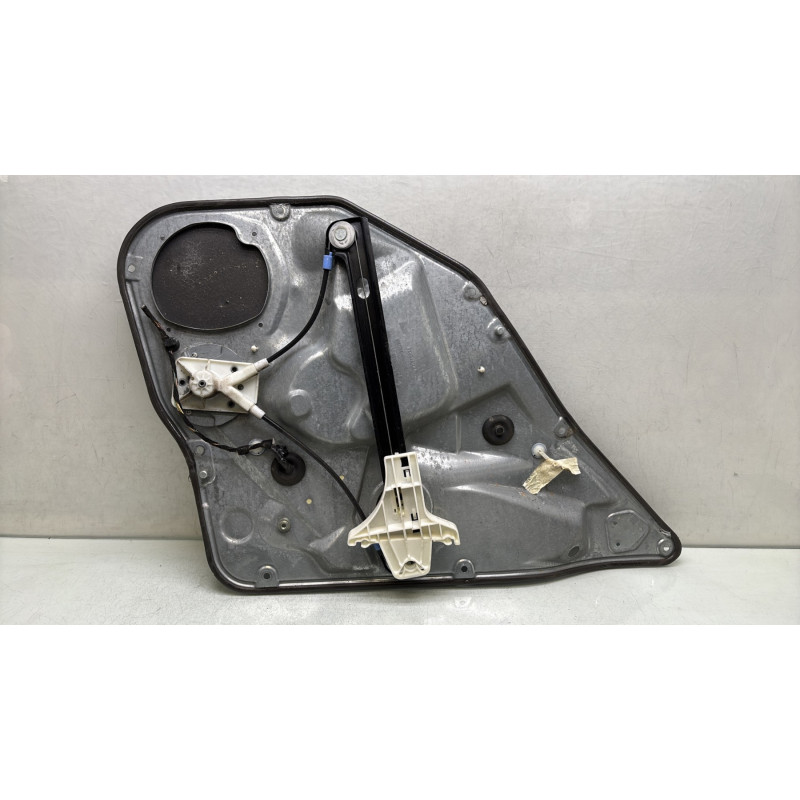 Leve vitre mecanique arriere droit SEAT IBIZA 3 Photo n°2