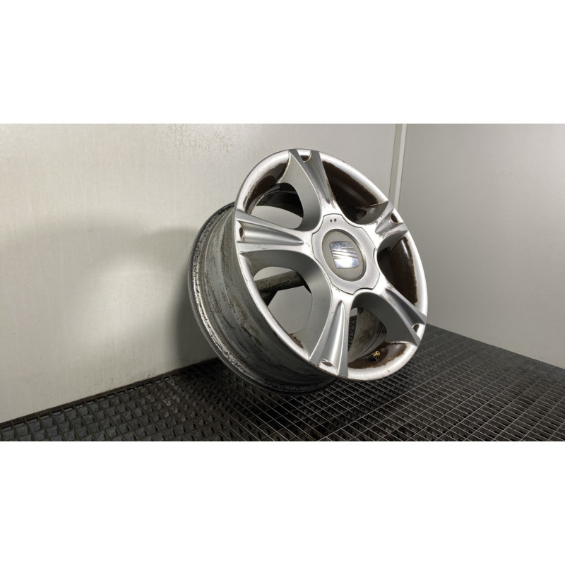 Jante SEAT IBIZA 3 Photo n°4