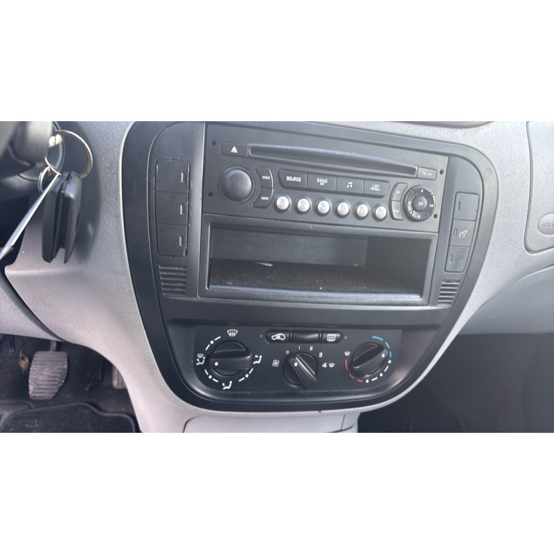 Calculateur moteur CITROEN C3 1 Photo n°20