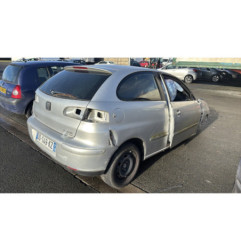 Bouton de coffre SEAT IBIZA 3