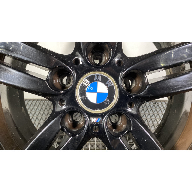 Jante BMW SERIE 1 E87 Photo n°2