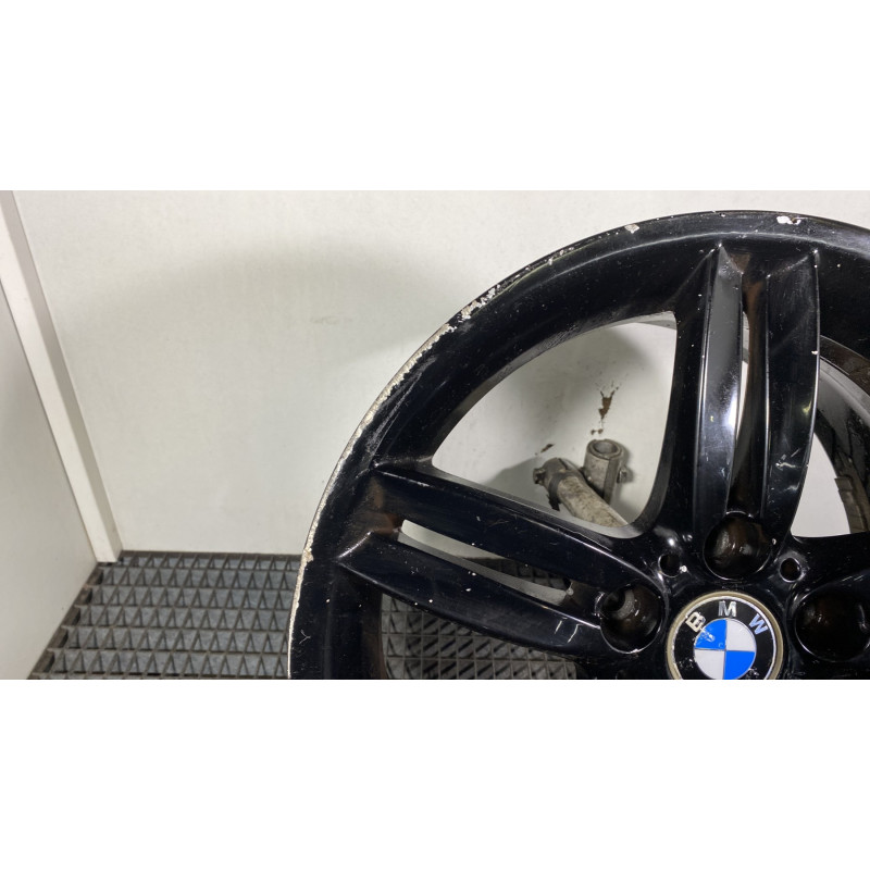 Jante BMW SERIE 1 E87 Photo n°3