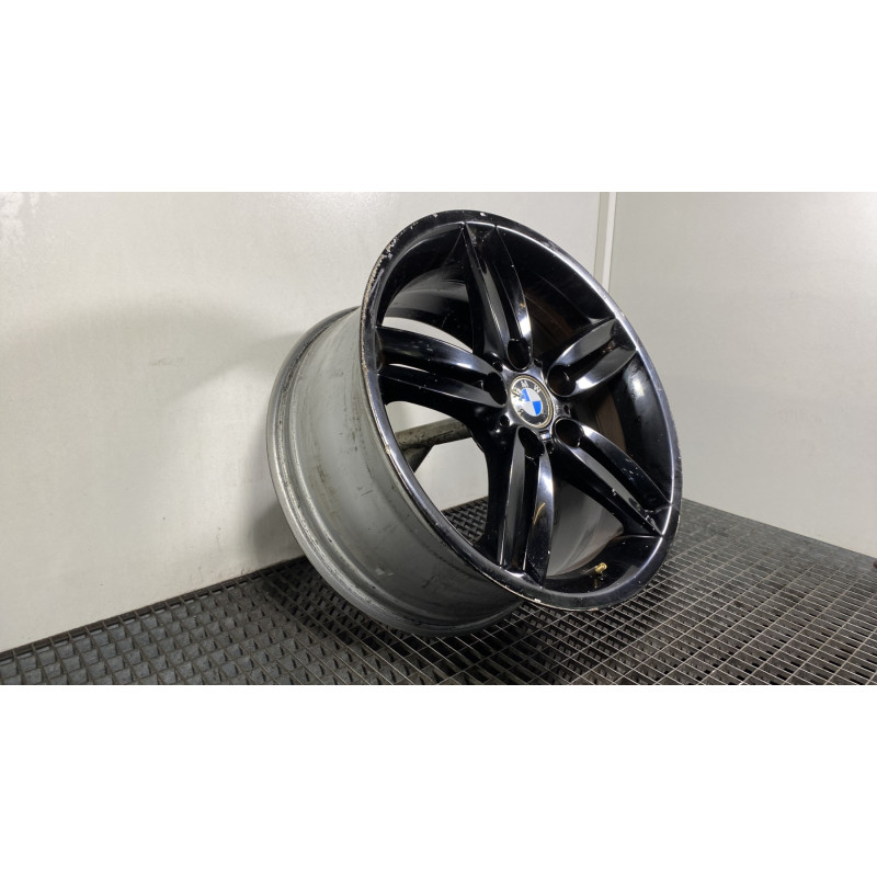 Jante BMW SERIE 1 E87 Photo n°5