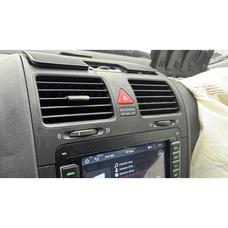 Poignee porte arriere droit VOLKSWAGEN GOLF 5 Photo n°20