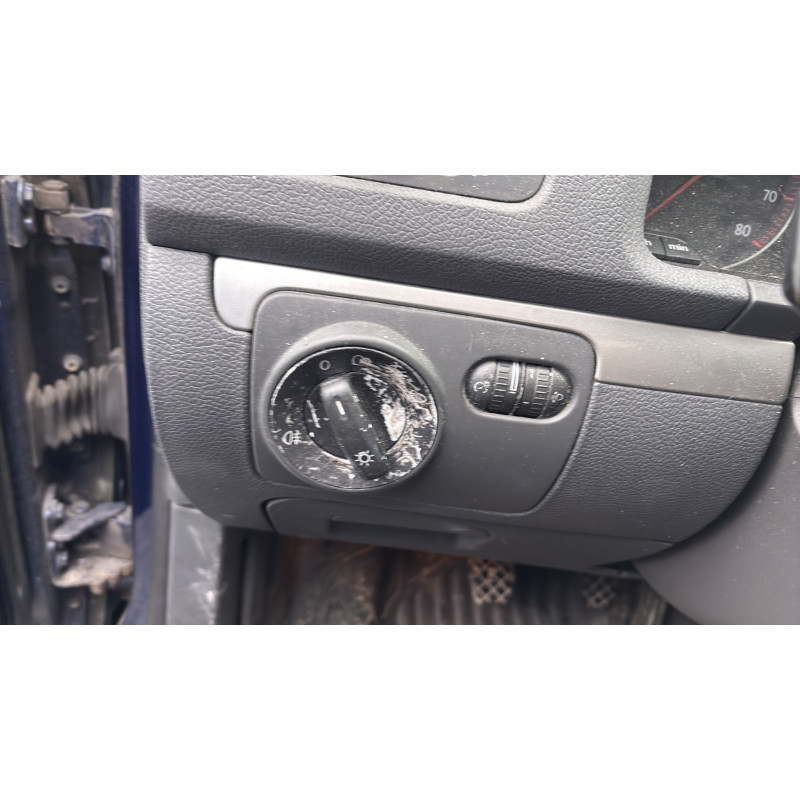 Moteur VOLKSWAGEN GOLF 5 Photo n°20
