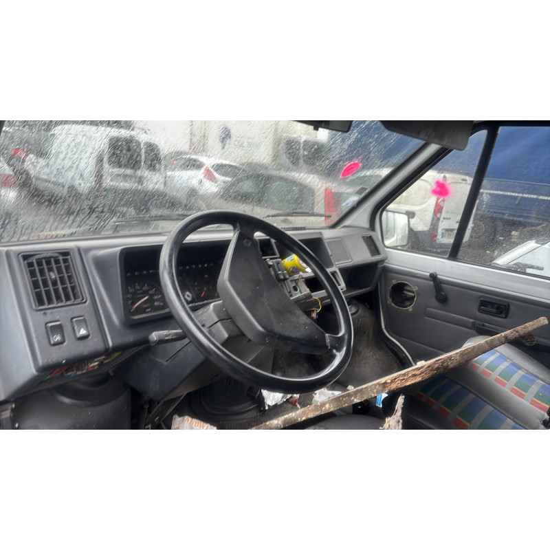 Vitre avant droit RENAULT TRAFIC 1 Photo n°15