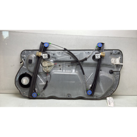 Leve vitre electrique avant gauche VOLKSWAGEN POLO 4 Photo n°1