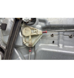 Leve vitre electrique avant gauche VOLKSWAGEN POLO 4
