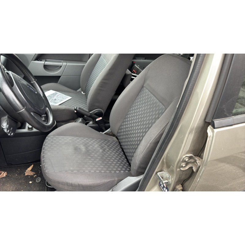 Feu arriere principal droit (feux) FORD FIESTA 5 Photo n°15