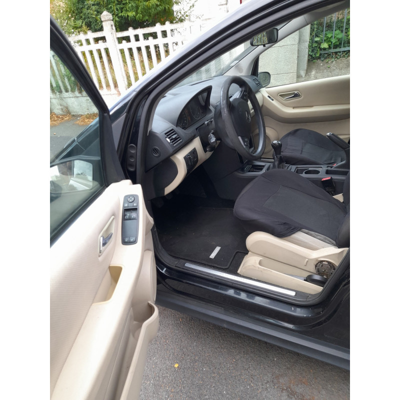 Pare choc arriere MERCEDES CLASSE A 169 Photo n°16