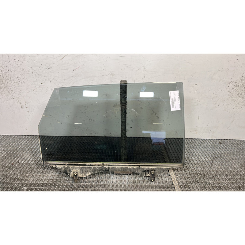 Vitre arriere droit HYUNDAI TUCSON 1 Photo n°1