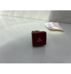 Bouton de warning CITROEN BERLINGO 2 Photo n°1