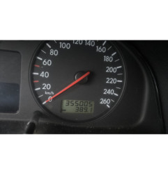 Vitre avant droit VOLKSWAGEN PASSAT 4