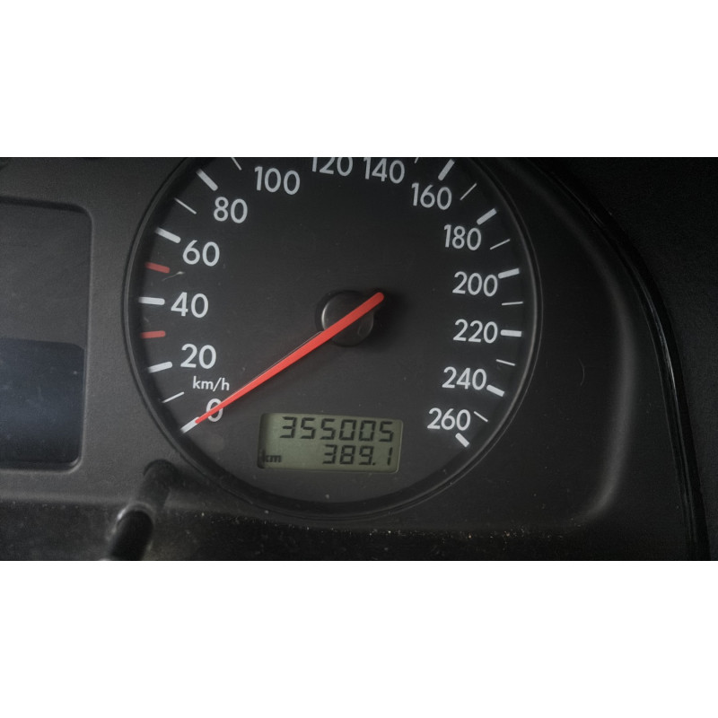 Vitre avant droit VOLKSWAGEN PASSAT 4 Photo n°20