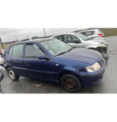 Retroviseur gauche VOLKSWAGEN POLO 3