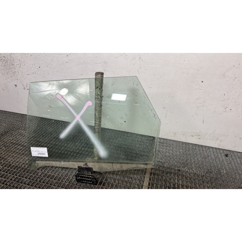 Vitre arriere droit AUDI A4 2 Photo n°3