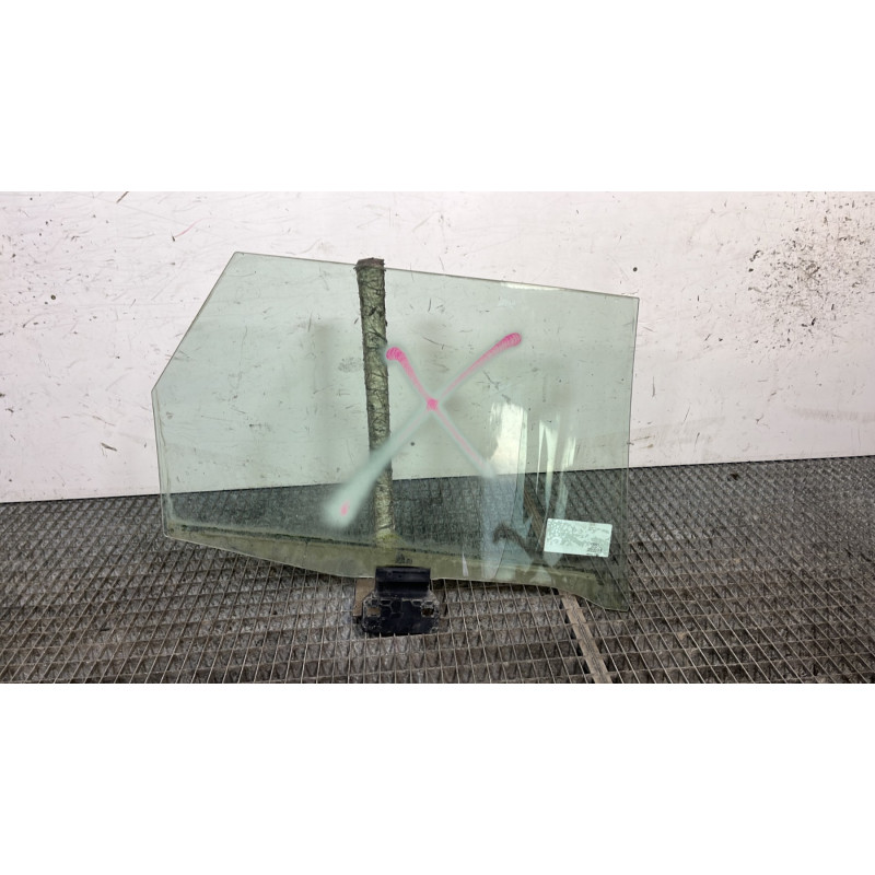 Vitre arriere droit AUDI A4 2 Photo n°4