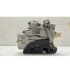 Serrure arriere gauche AUDI A4 2