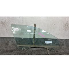 Vitre avant droit AUDI A6 3 Photo n°1
