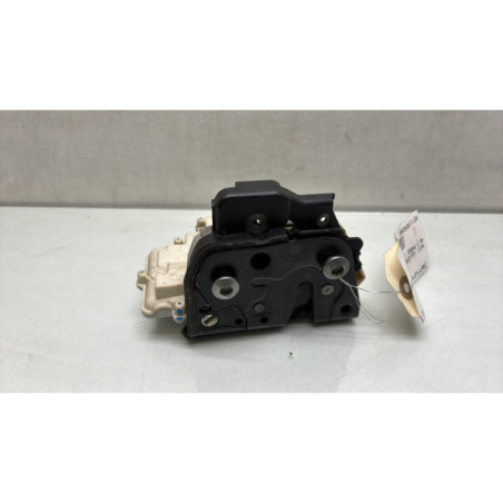 Serrure arriere droit AUDI A6 3 Photo n°1