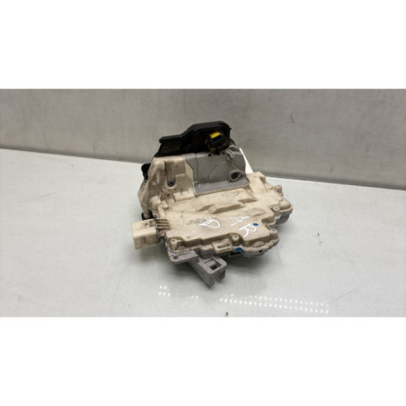 Serrure arriere droit AUDI A6 3