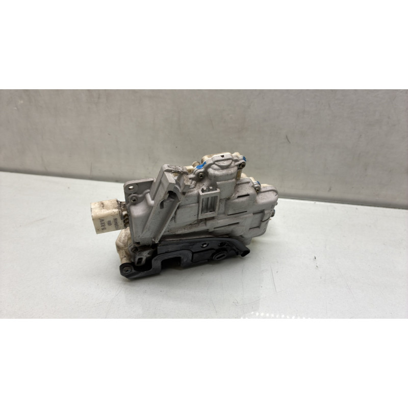 Serrure arriere droit AUDI A6 3 Photo n°3