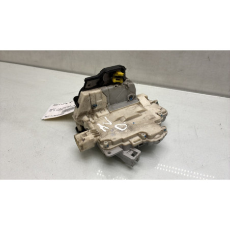 Serrure avant droit AUDI A6 3