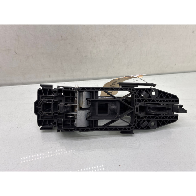 Poignee porte arriere droit AUDI Q2 Photo n°4
