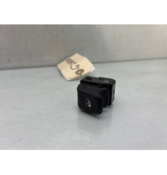 Interrupteur de leve vitre arriere droit AUDI Q2 Photo n°1