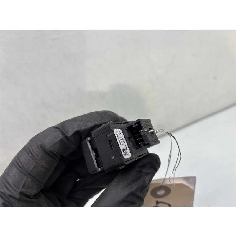 Interrupteur de leve vitre arriere droit AUDI Q2 Photo n°3